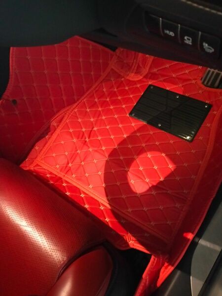 レクサス　LS500h　ダブルレイヤー　フロアマット 車用　内装品　オーダーメイド　汚れ傷防止　右ハンドル用 本革　前後座席