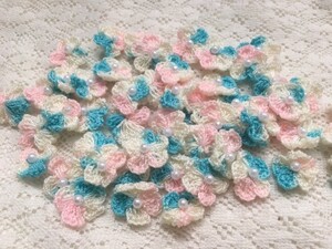 40個入*パール付クロシェットお花*ピンク水色系 