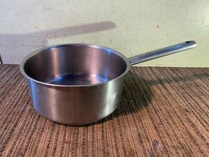 (ZA972) kitchen small articles saucepan stainless steel ( bottom is iron. )24cm