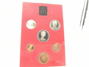 Elizabeth R　1981 コイン 貨幣　エリザベス　ELIZABETH D・G・REG・F・D・1981 ROYAL MINT　アンティークコイン　記念硬貨