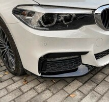 BMW G30　525i 530i　Mスポーツ　前期 2018-2020年式 車種専用 ABS製　艶出しブラック　フロントバンパー スプリッター 　左右2個_画像2