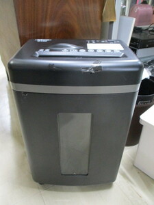 M051901*Fellowes* Fellows shureda*B-131C* secondhand goods * Yamato Transport 120 size 