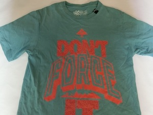 激レア USA購入 人気ストリート系アメカジブランド 【LRG】【Lifted Reseach Group】【DON'T FORCE IT】ロゴプリント入りTシャツUS S中古品