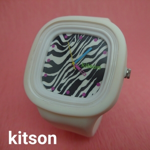 【未使用新品】　kitson　キットソン　シリコン　３気圧防水　ウォッチ　腕時計　AW144 