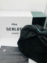 正規品 付属品完備 限定 BERLUTI ベルルッティ ウリス ゴールデンパティーヌ スクリット バッグ_画像9