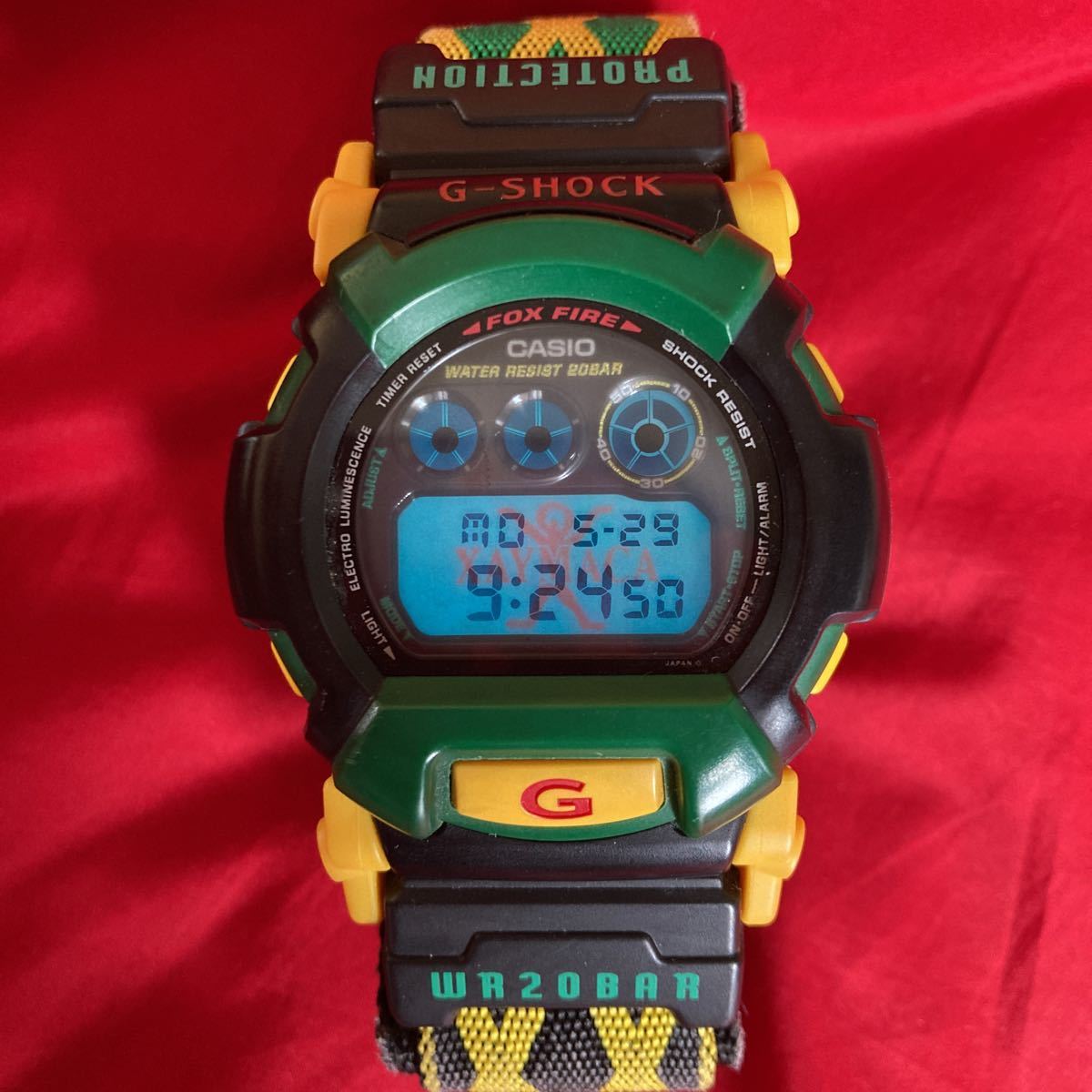 used G-SHOCK dw002 ￼ザイマカ ラスタカラー-