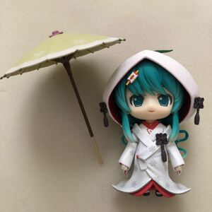 ねんどろいど キャラクターボーカルシリーズ01 初音ミク 雪ミク いちご白無垢Ver. 専用台座付属