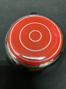 ( unused toy )yo-yo-( silver color )
