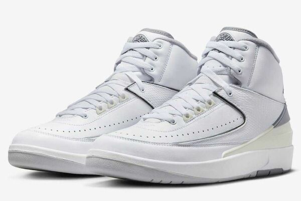 ナイキ　NIKE エア　ジョーダン2 レトロ　ホワイト　AIR JORDAN 2 RETRO WHITE CEMENT 