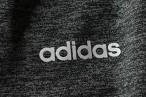 ★アディダス★adidas★お洒落な黒グレー色★ゴム＆ひも付きの短パン・肌触り良く履き心地の良いショートパンツL　　W87以下~108㎝_画像4