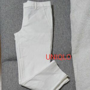 UNIQLOクロップドパンツ