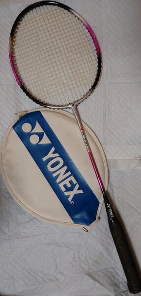 【YONEXバドミントンラケット(ケース付)】価格交渉は一旦メッセージを♪