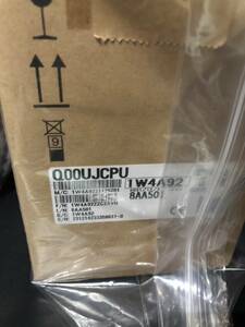 正規品　三菱電機　Q00UJCPU 　CPUユニット未使用品