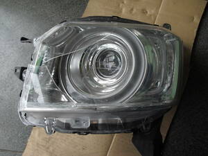 JF3 N-BOX　ヘッドライト　左　点灯確認済　ジャンク品