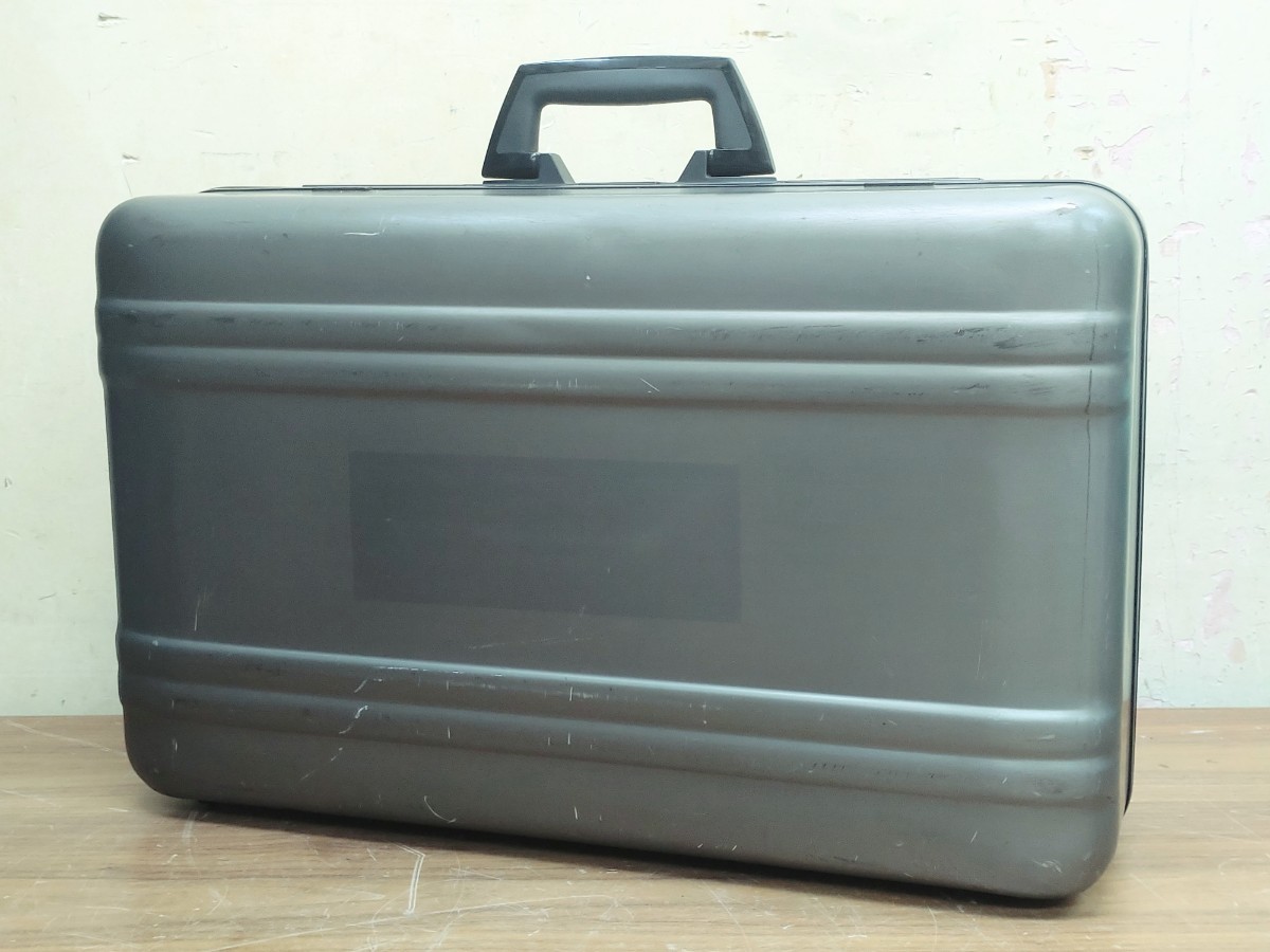 ヤフオク! -「)ビンテージ」(アタッシュケース) (バッグ、スーツケース