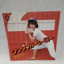 n-410◆ワンダフル・ヒーロー/哀愁メモリー　松本ちえこ　貴重　シングル　7インチ　レコード　◆ 状態は画像で確認してください。_画像2