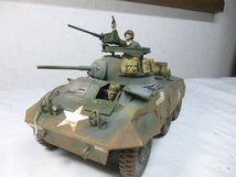 タミヤ 1／３５ M8 グレイハウンド完成品_画像1