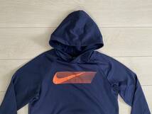 ★ナイキ Nike DRI-FIT パーカー Lサイズ/155 キッズ ジュニア 紺★_画像2