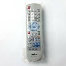 新品　未開封　長期保管品　VRC-4H1 TV-4700 SANYO ビデオレコーダー リモコン VHS_画像1