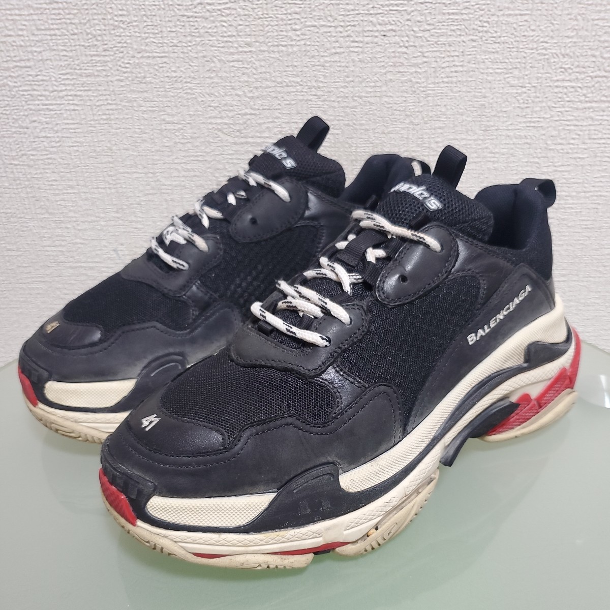 ヤフオク! -「balenciaga triple s イタリア」の落札相場・落札価格