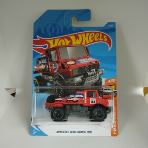 Hot Wheels MERCEDES-BENZ UNIMOG 1300 7