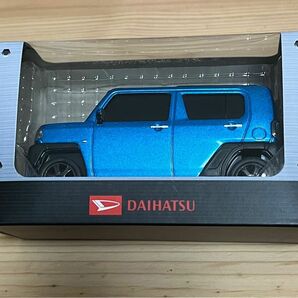 ダイハツ　タフト　プルバックカー　ブルー系