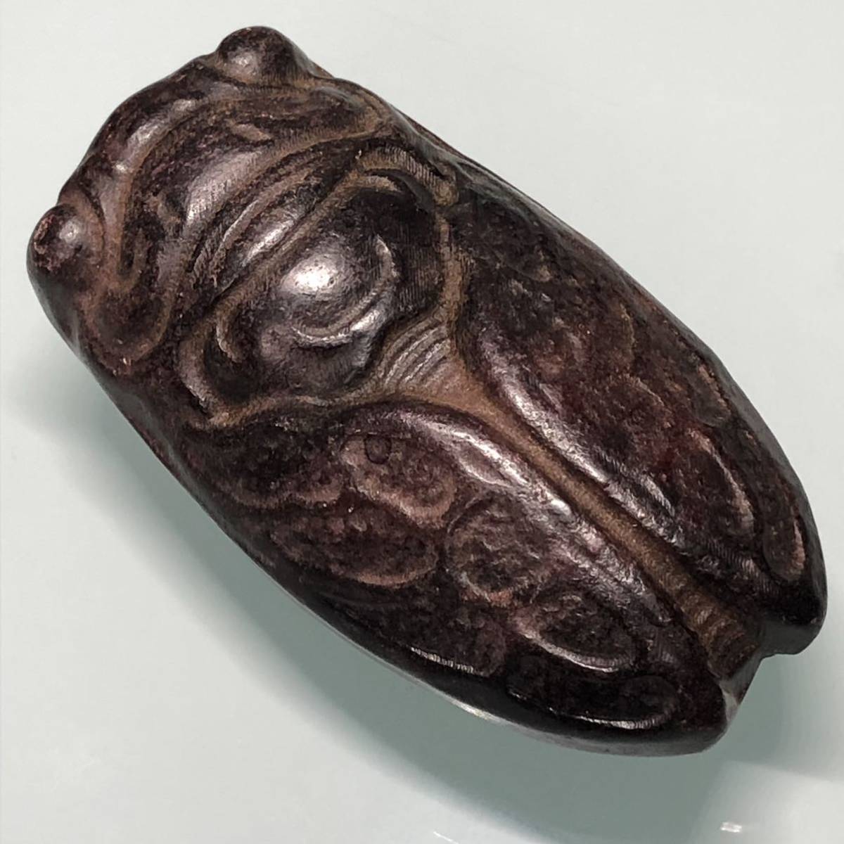Amulet, Cicada King, Cicada, Mysterious Power, Natural Stone, Meteorite Carving, Magical Cosmic Power, Amulet, Opening Light, Response to Magnet, Guaranteed Authentic, Rare, Lucky Item, Comes with Box, Beadwork, beads, Natural Stone, Semi-precious stones