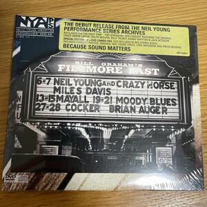 ■ CD NEIL YOUNG AND CRAZY HORSE LIVE AT THE FILLMORE EAST MARCH 6 & 7 , 1970 REPRISE 未開封