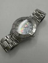 【GUESS】腕時計 クォーツG95469L シェル文字盤中古品　電池交換済み　稼動品　1-10_画像2