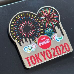 【未使用】コカ・コーラ 東京2020記念ピン 花火 コカコーラ