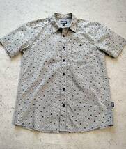 ☆★ PATAGONIA - S/S M’S GO TO SHIRT SP17 OLD ORIGINAL パタゴニア 総柄 ゴートゥーシャツ 半袖シャツ オールド オリジナル ☆★_画像2