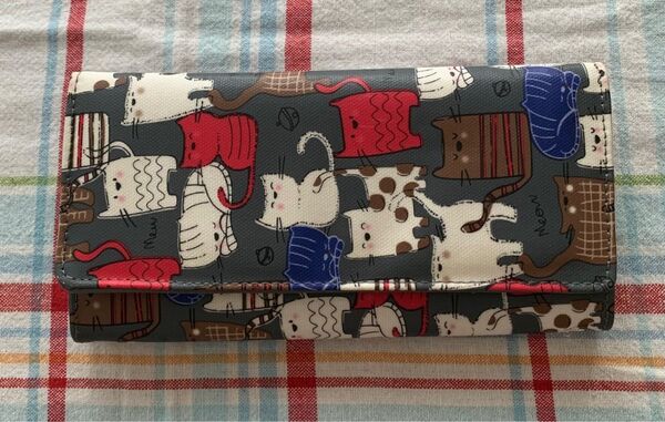 猫がいっぱい!長財布