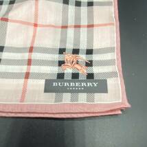 BURBERRY バーバリー ハンカチ　ライトピンク　ブラック　チェック　ホースマーク刺　no.17_画像2