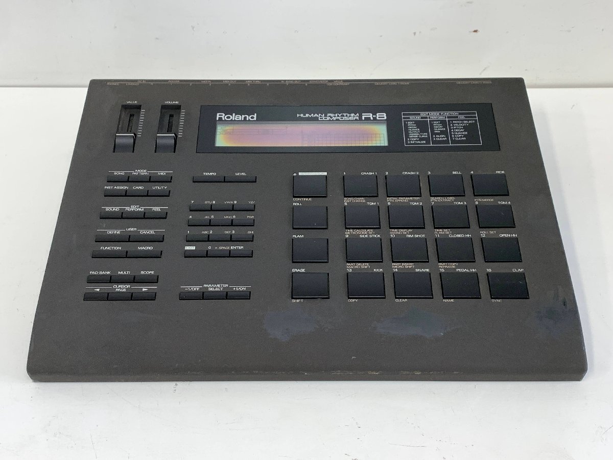 ○Roland ローランド リズムマシン R-8 ジャンク-
