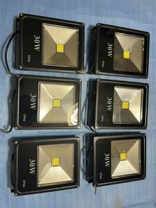未使用訳ありLED投光器DIY照明用品作業ライト30W 6個セット