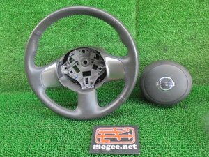 4EQ9048 CA3)) 日産 キューブ Z12/NZ12 15X FOUR Vセレクション 純正 レザーステアリング