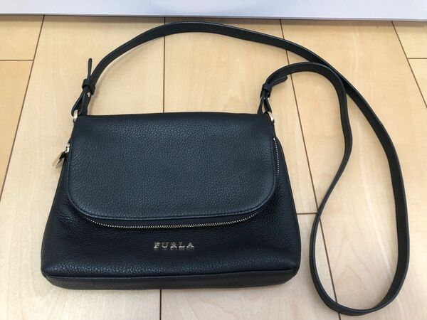 FURLA ショルダーバッグ