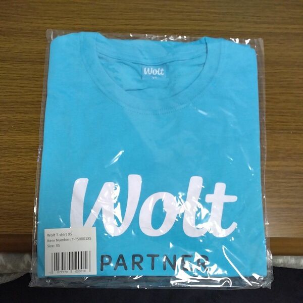 新品未使用　Wolt配達パートナー専用Tシャツ