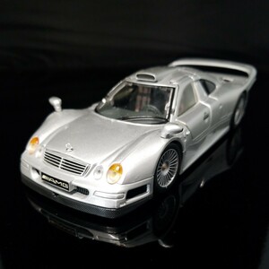 マイスト メルセデス AMG CLK-GTR (シルバー) 1/26画像が全てです。御入札前には必ず自己紹介と商品説明をお読み下さいジャンク品扱いで