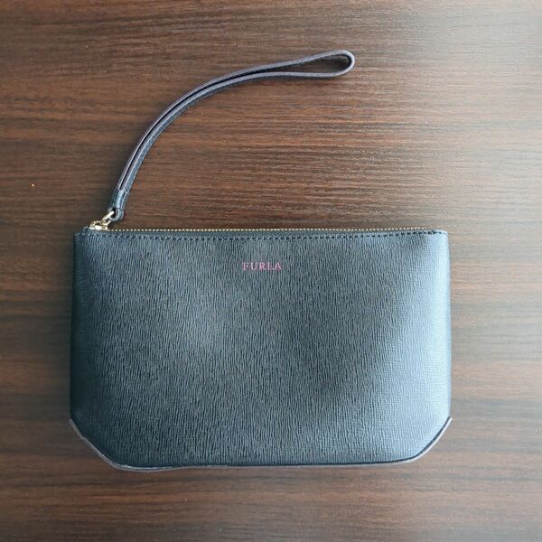 FURLA　ポーチ 小物入れ