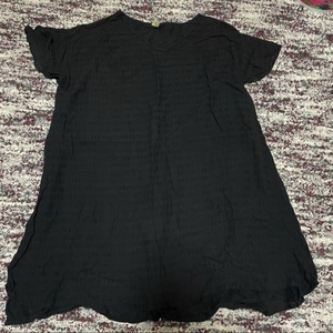 袖フリル 半袖カットソー Ｖネック 黒ブラック 裏地付き さらさら オーバーサイズ Ｍサイズ