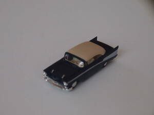 BUSCH ブッシュ 1/87 45006　Chevy '57 Belair Cabrio (DARK Blue) ドイツ製