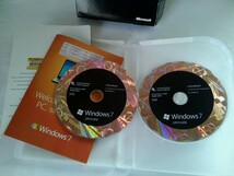Windows 7 Ultimate 32bit/64bit　DVD2枚セット　プロダクトキー付き（MADE IN USA）_画像2
