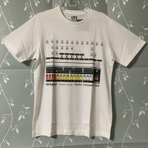 ユニクロ ＭEN The BrandsグラフィックT ローランド Roland Corporation TR808 Tシャツ タグ付 M 白色 完売品 販売終了