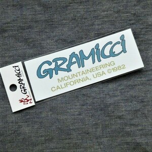 GRAMICCI ステッカー GAC-006 MOUNTAINEERING 新品 未使用