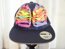 「STELLASPORT」キッズ帽子　靴紐の模様付　サイズ５４cm〜５７cm　男女兼用　紺色帽子　キャップ　帽子　コットン帽_画像1