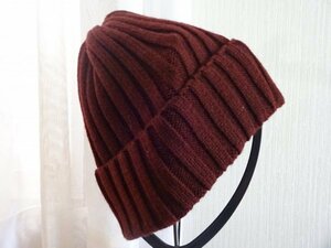 ●Free`s Mart●男女兼用　紅色　ニット帽　サイズ５６cm〜５８cm　キャップ　編み込みハット　帽子