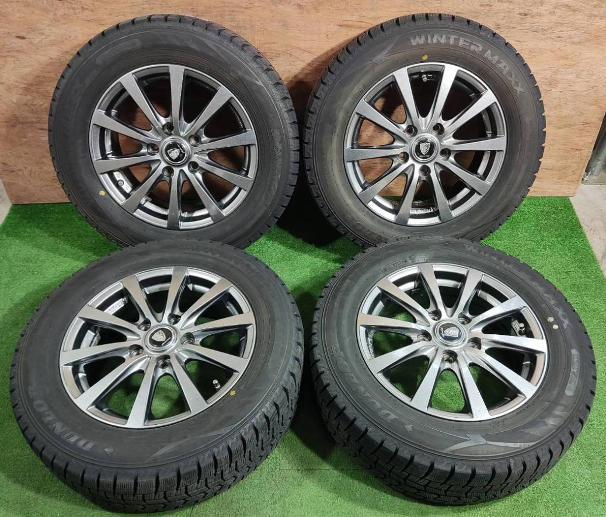 美品 195/65R15 2019年製造 ダンロップ ウィンターマックス 深溝