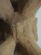 N133-503W　置物　はにわ　馬　陶器　刻銘有（画像参照）　中古　高さ約27cm　（八　棚）_画像8