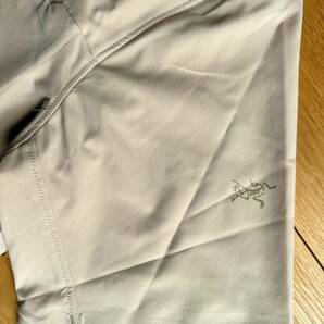 【2023 国内正規 新品】ARC'TERYX Skyline SS Shirt Men’s Wicker Small アークテリクス スカイラインシャツ 半袖 ベージュ Sの画像3